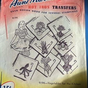 Vintage Aunt Martha’s Hot Iron Transfers. 9194-Vegetables For The Kitchen